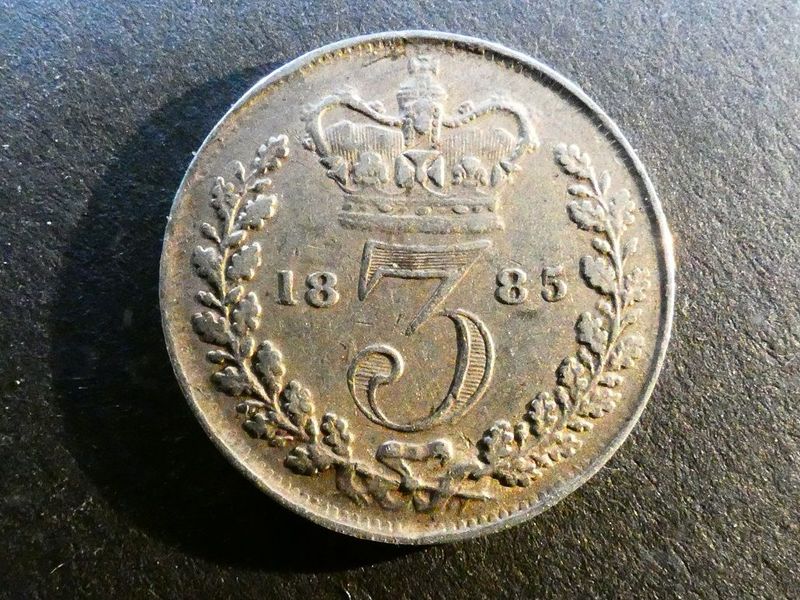 Threepence, 1885, currency issue.
