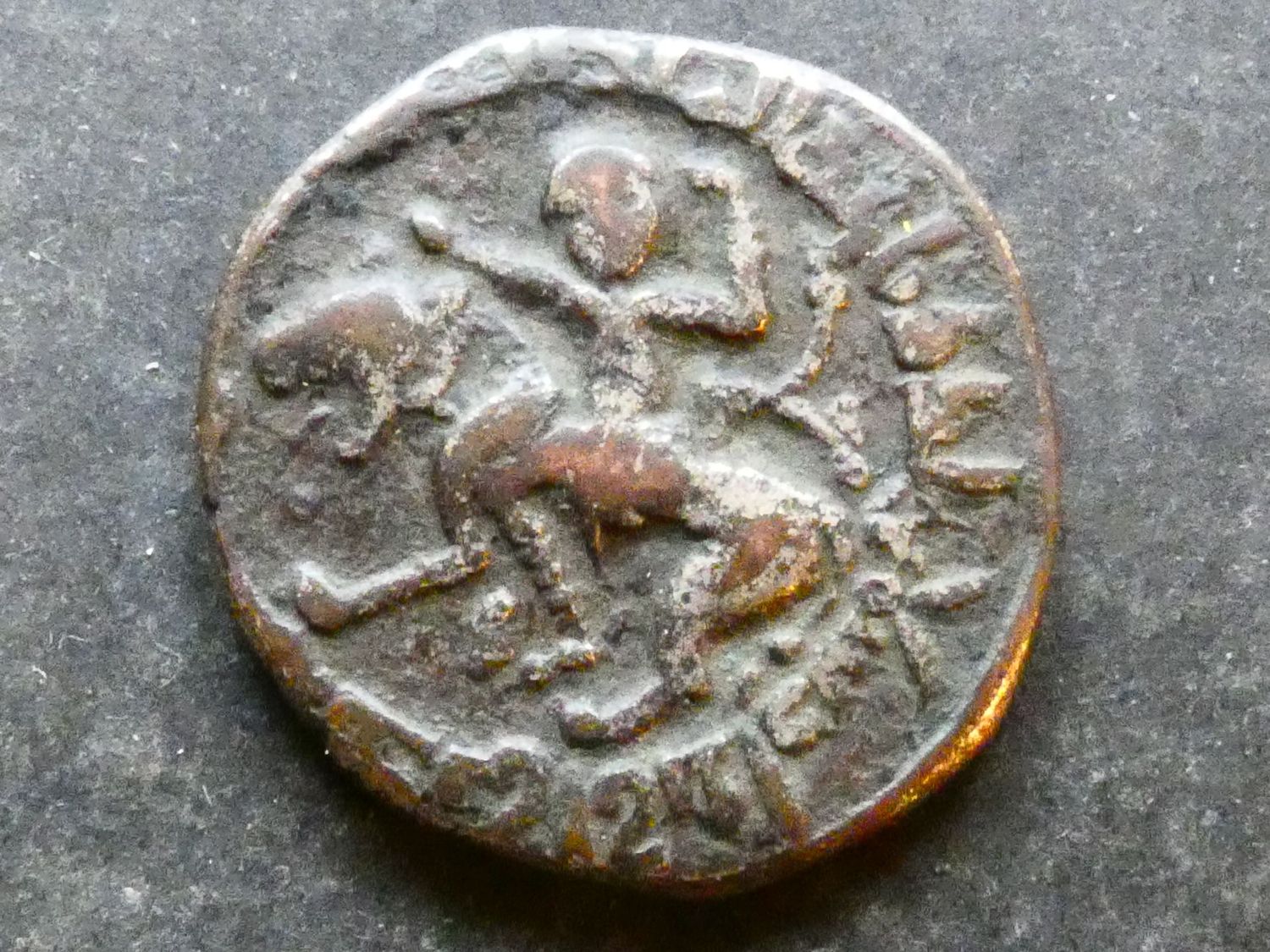 Artuqids of Mardin, Nasir al-din Artuq Arslan, silver-washed AE Dirham, AH 606 Artuqids of Mardin, Nasir al-din Artuq Arslan, silver-washed AE Dirham, AH 606