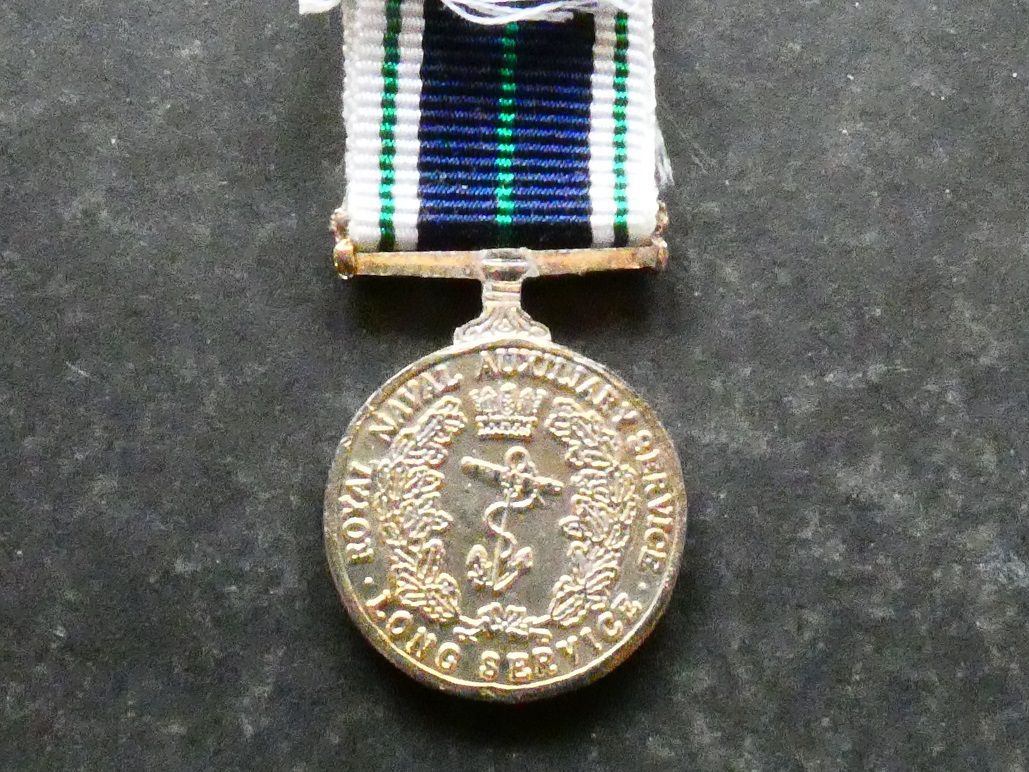 Great Britain, Queen's Naval Auxiliary Service Medal, miniature.