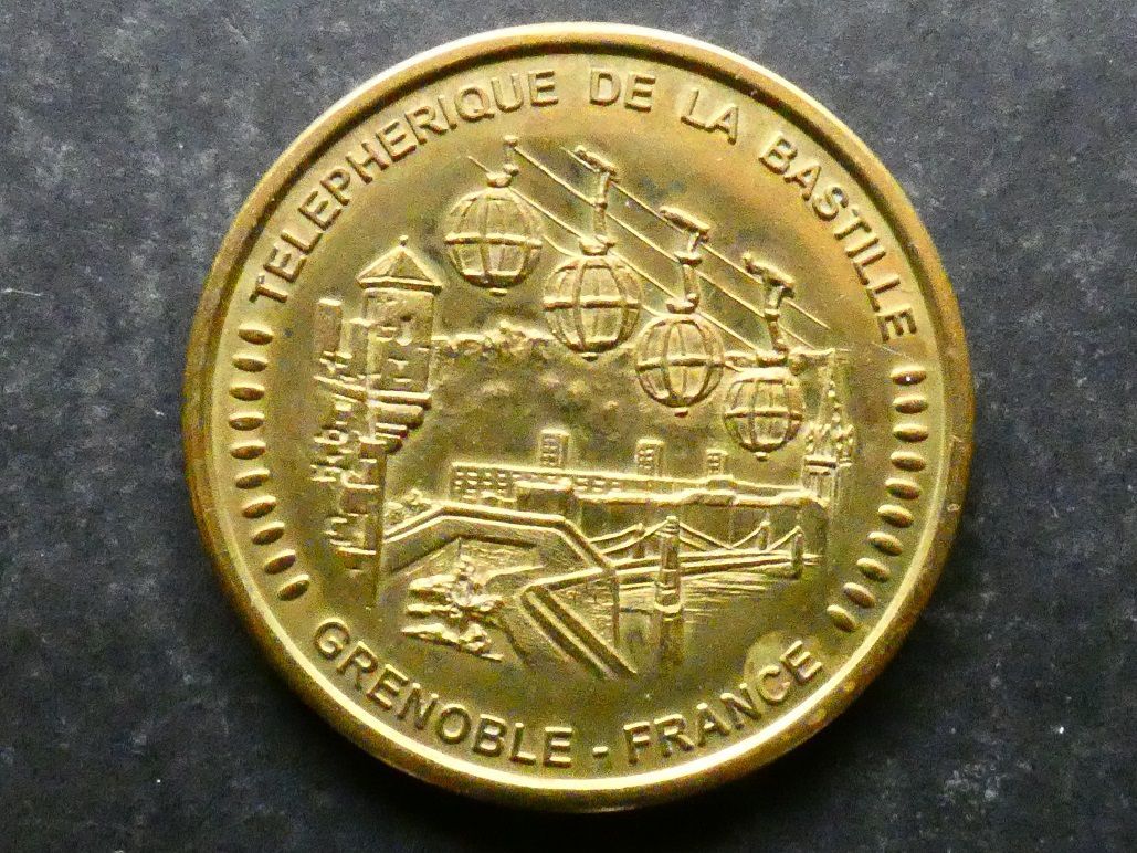 France, Grenoble, Téléphérique de la Bastille. France, Grenoble, Téléphérique de la Bastille.