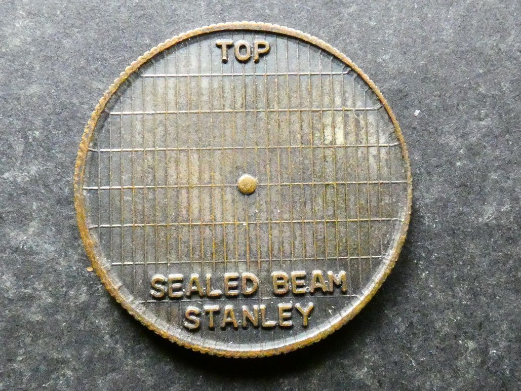 Japan, advertising, drinks Japan, advertising, drinks "spinner" token.
