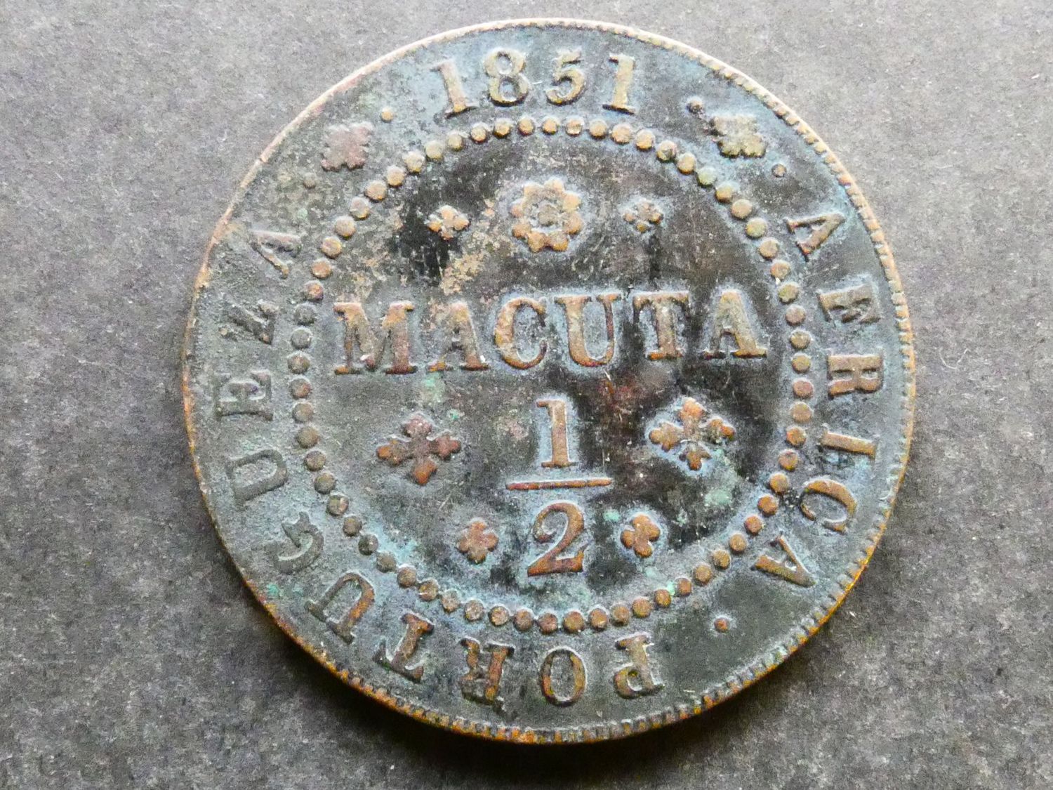 Angola, 1/2 Macuta, 1851