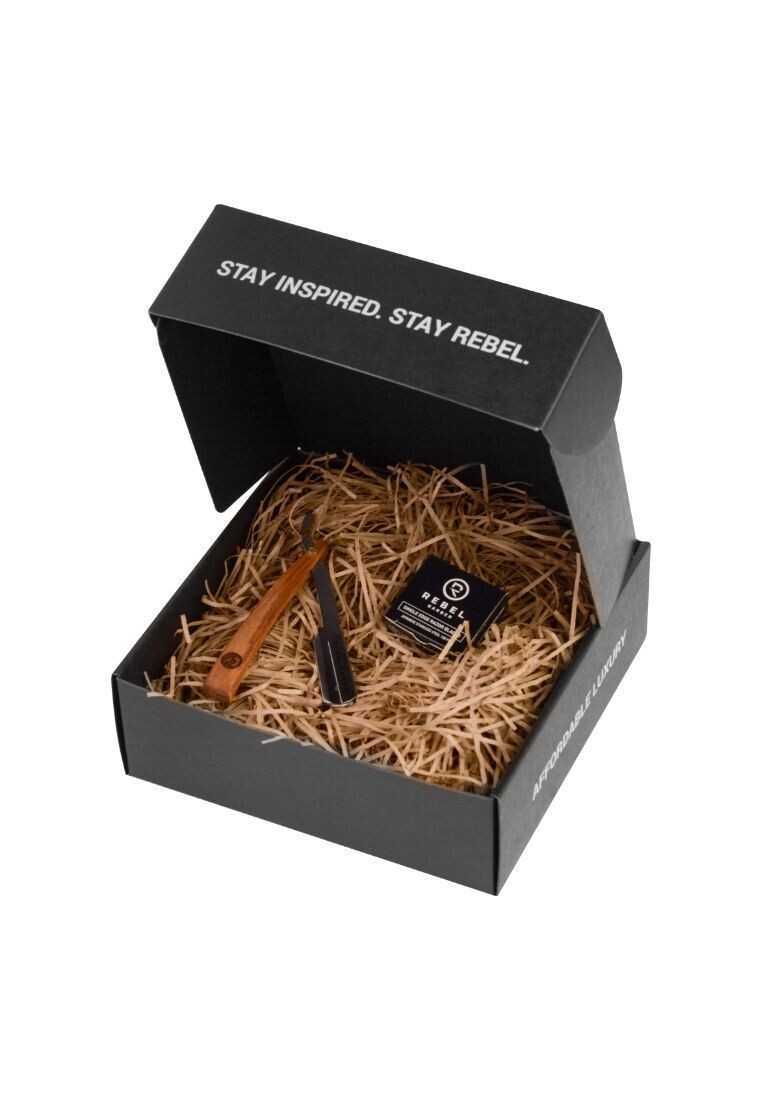REBEL BARBER Luxury & Blades Luxury Gift Set - Подарочный набор