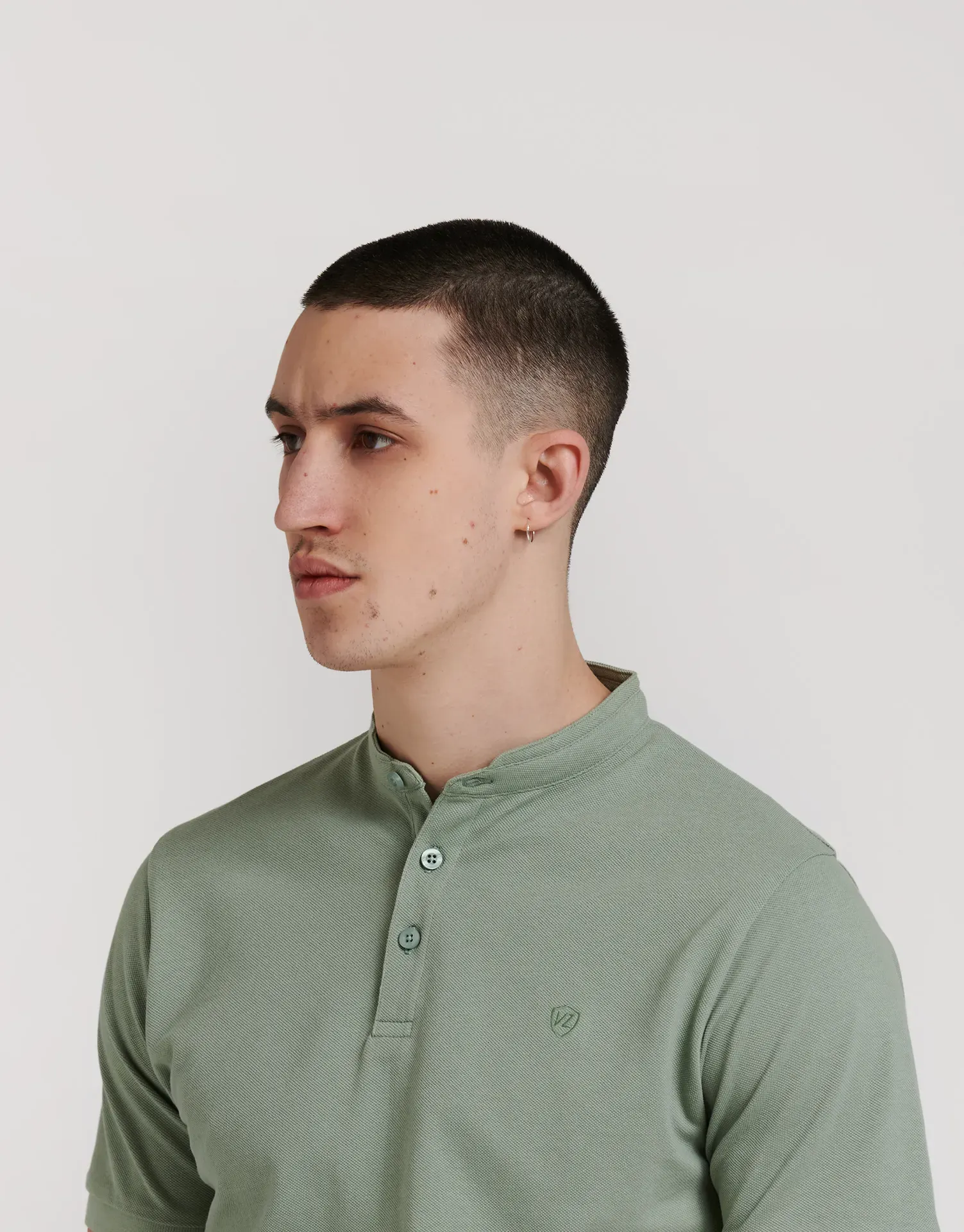 POLO PREMIUM BASICO CUELLO MAO VERDE MENTA