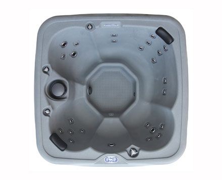 Muskoka 6 Person Plug &amp; Play Hot Tub