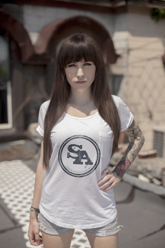 Woman&#39;s T-shirt
