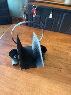 Napkin &amp; Shaker Holder in AT