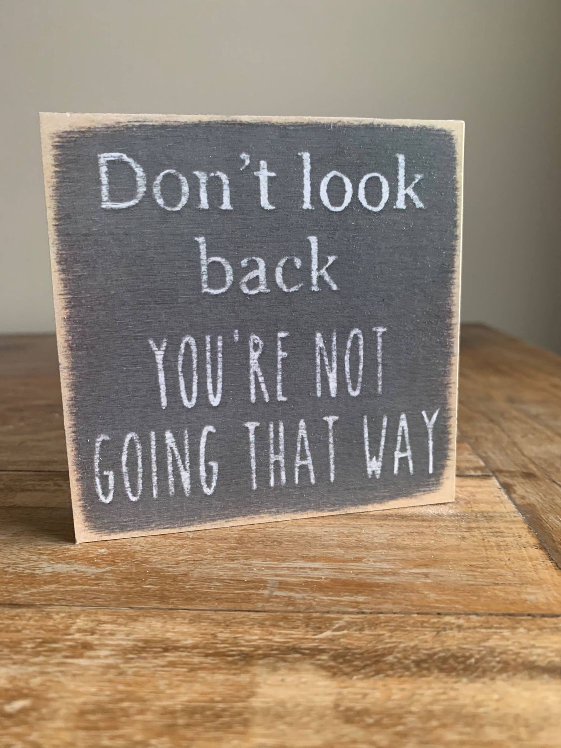 4X4- Don't Look Back