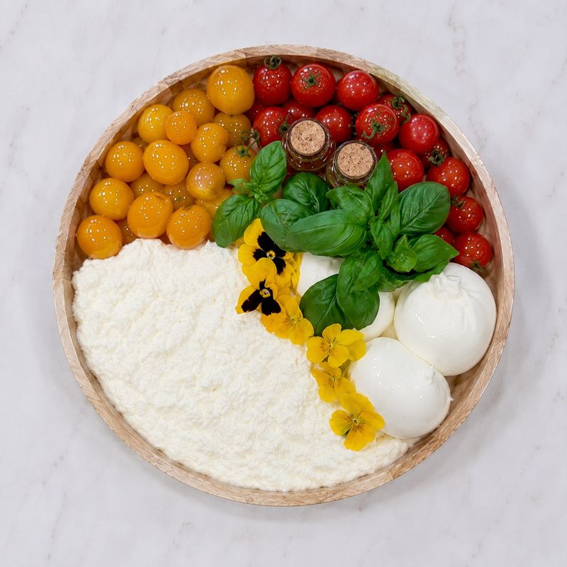 Straciatella &amp; Burata Board