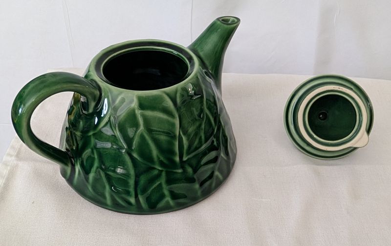 Vintage Pier 1 Jade Leaves Green Stoneware Teapot