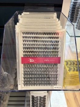 Hair District Lash Tray