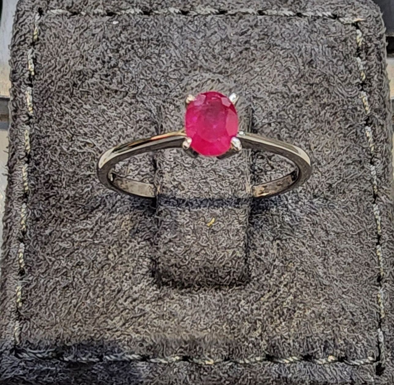 Ruby Ring in 925 0202 sz 7