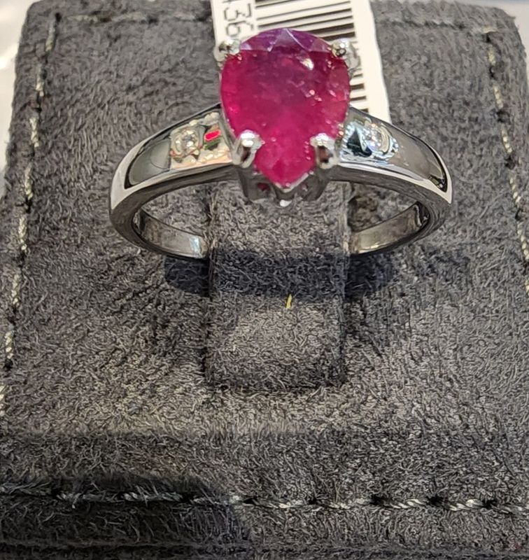 Ruby Ring in 925 0211 sz 7