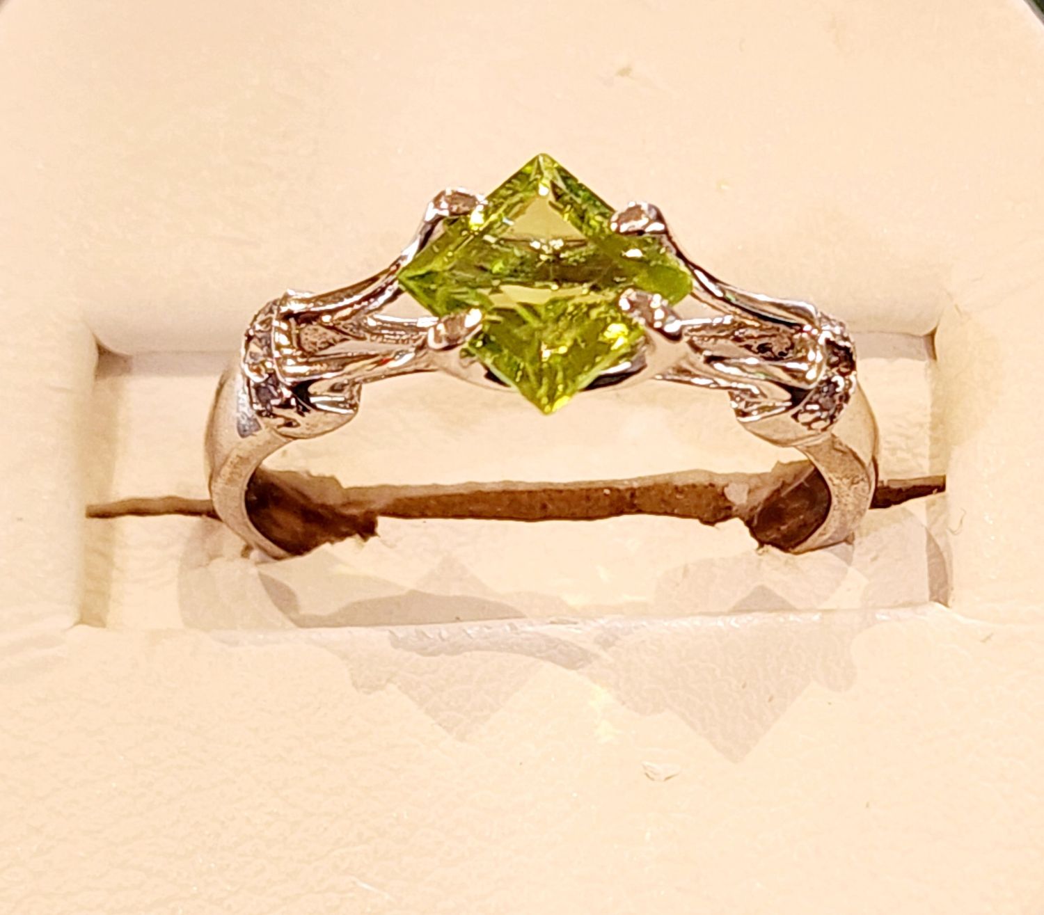 Peridot Ring in 925 0192