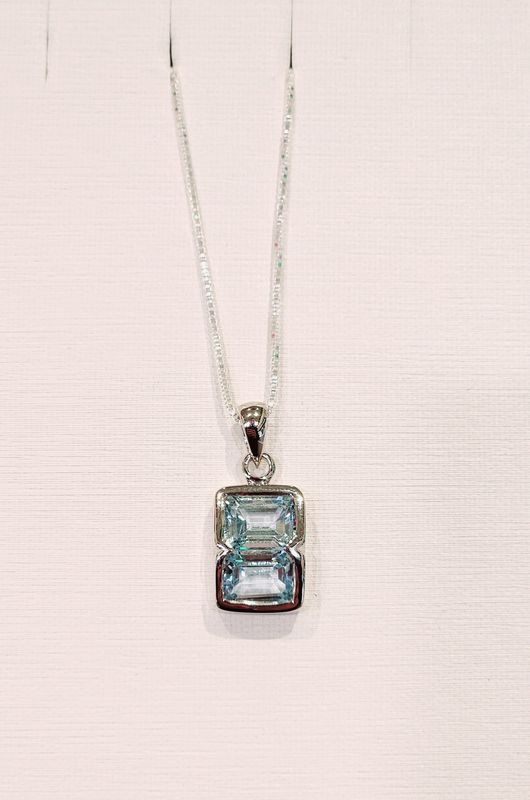 BL Topaz Pendt in 925 0012
