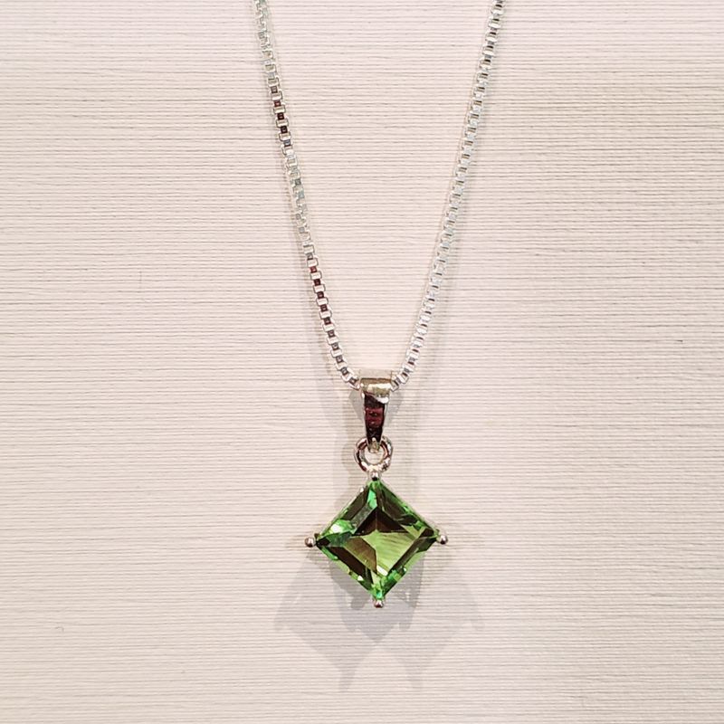 Peridot Pendant in 925 0001