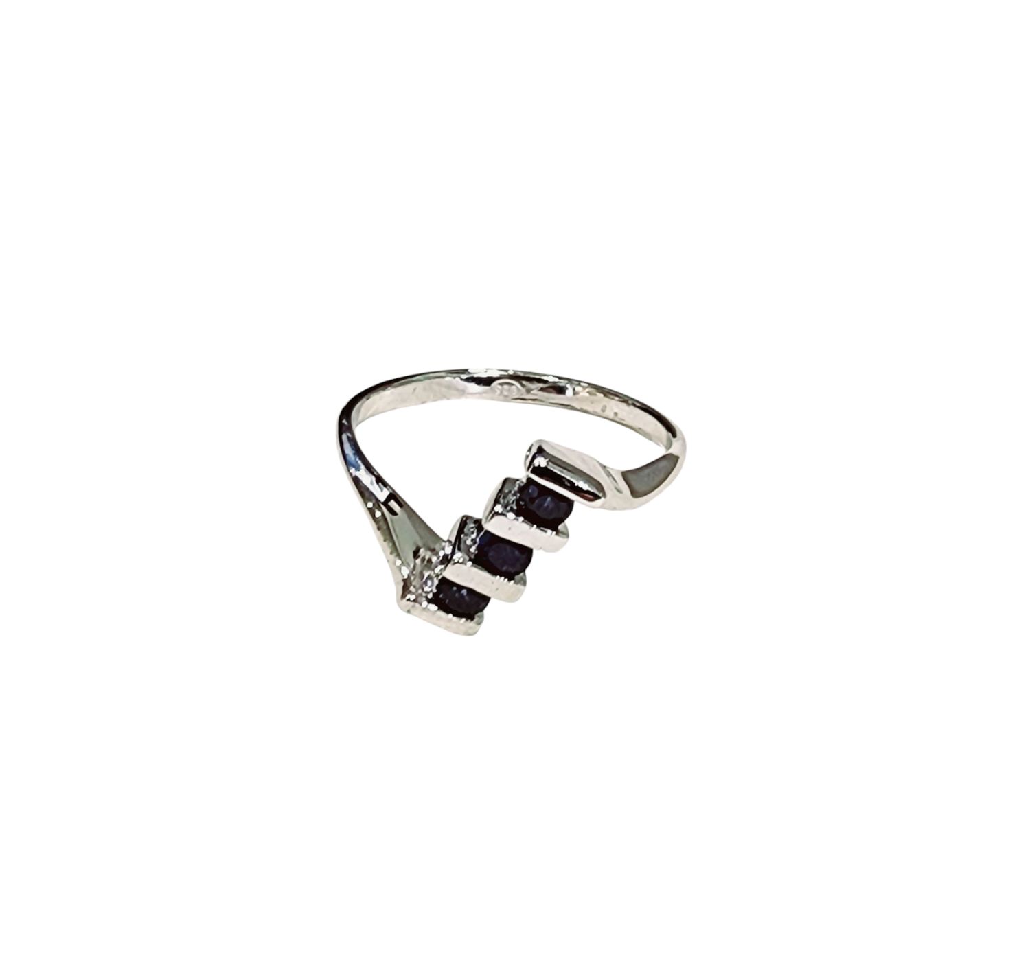 Blue Sapphire Ring in 925 0031 sz 8.5