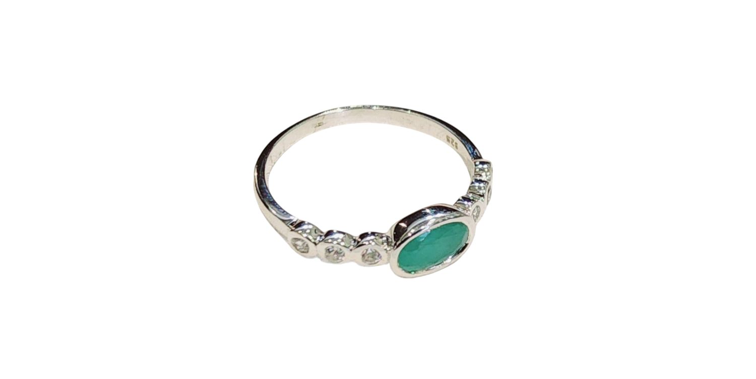 Emerald Ring in 925 0120 SZ 5.5