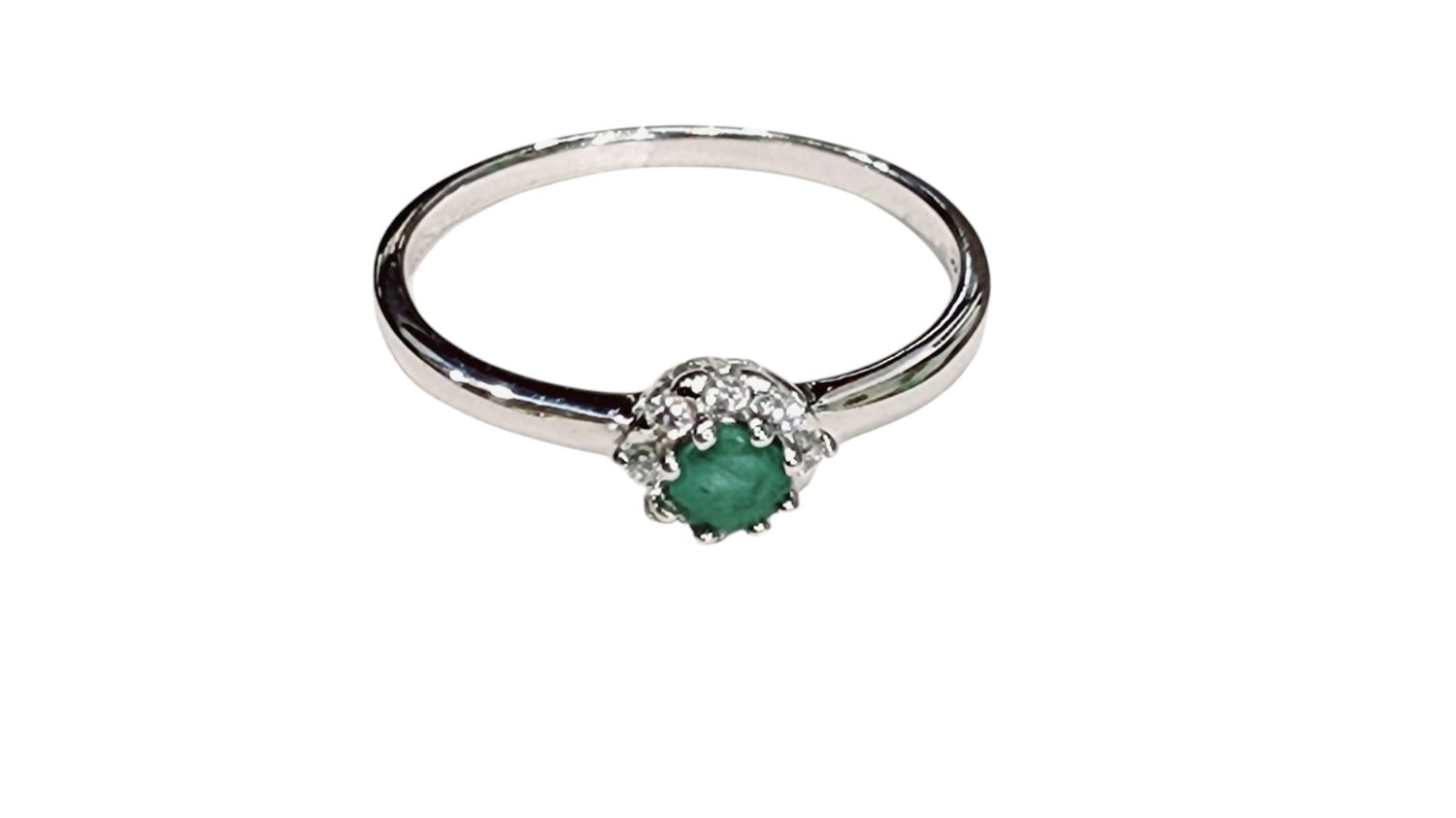 Emerald Ring in 925 0100 sz 8