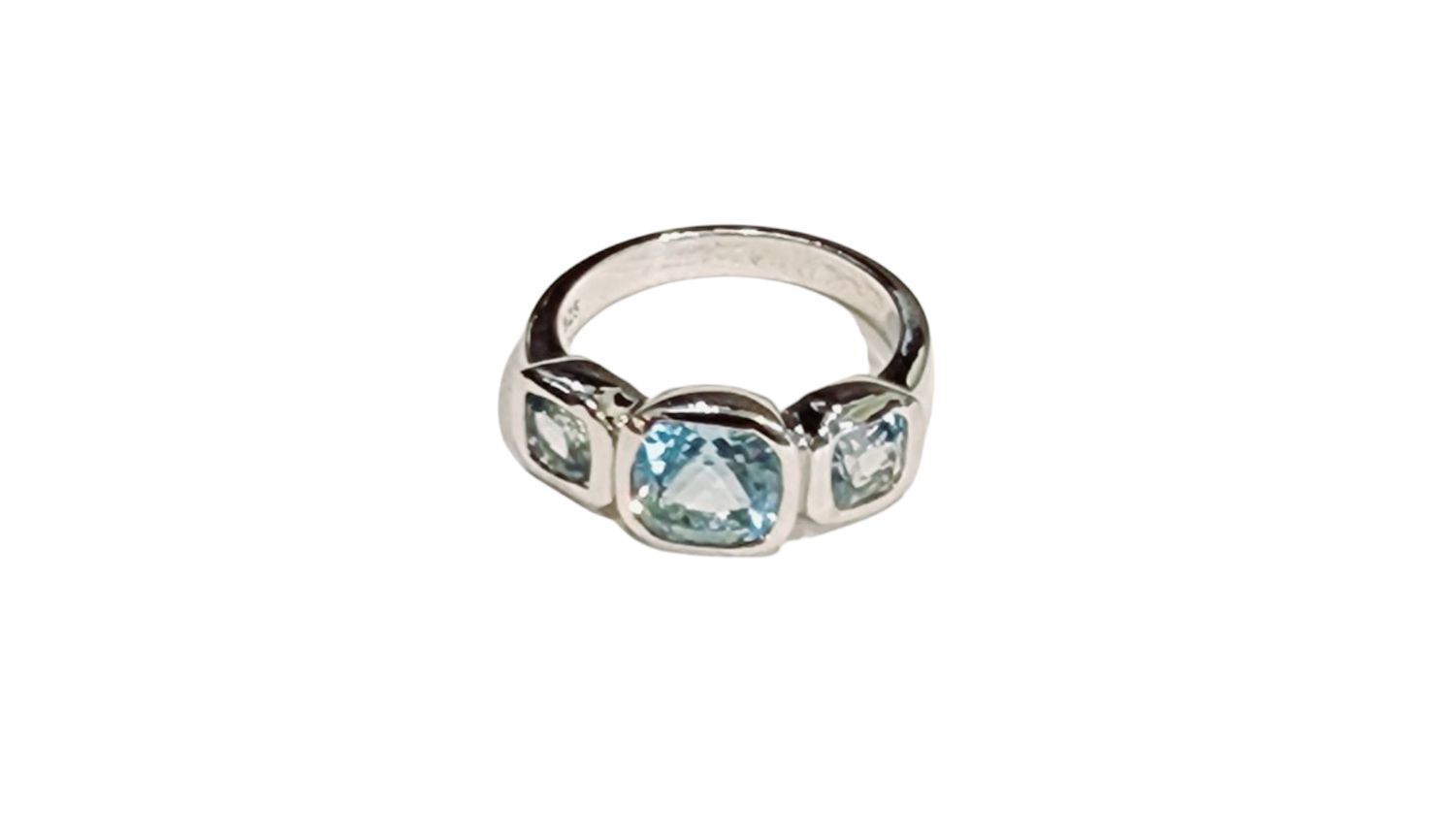 Blue Topaz Ring in 925 0079 sz 7