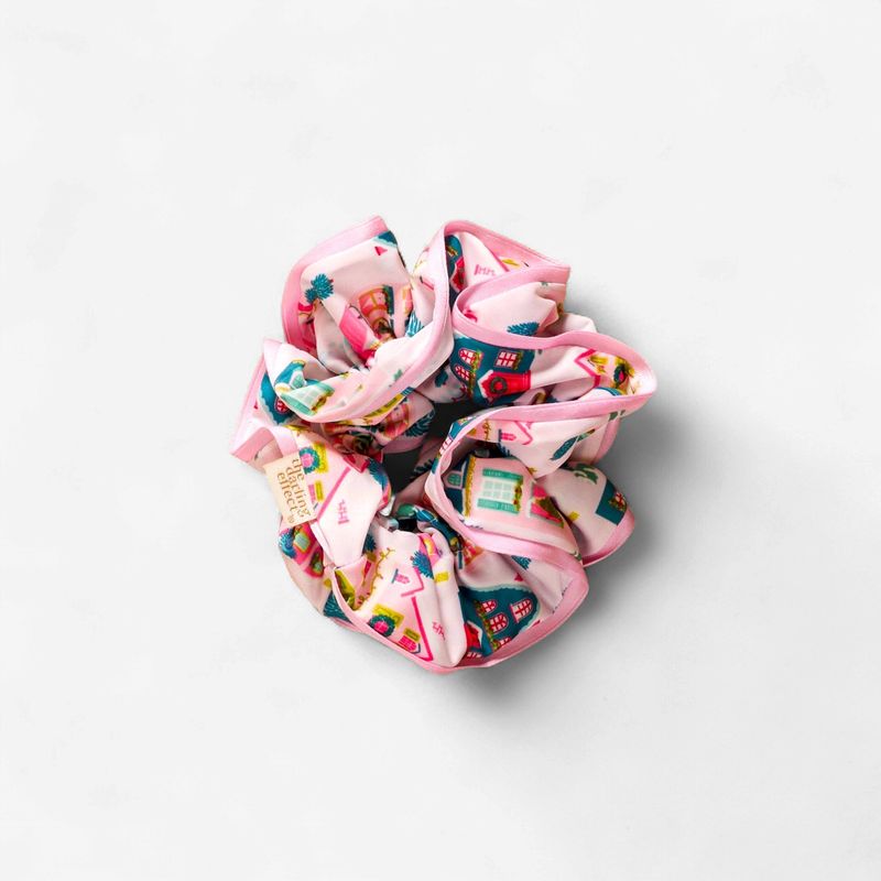 Ruffle Up Scrunchie-Sugarplum Lane