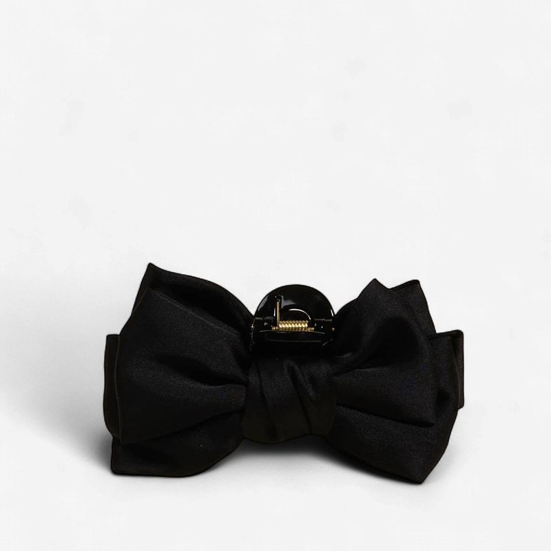 The Satin Sweetheart Claw Clip