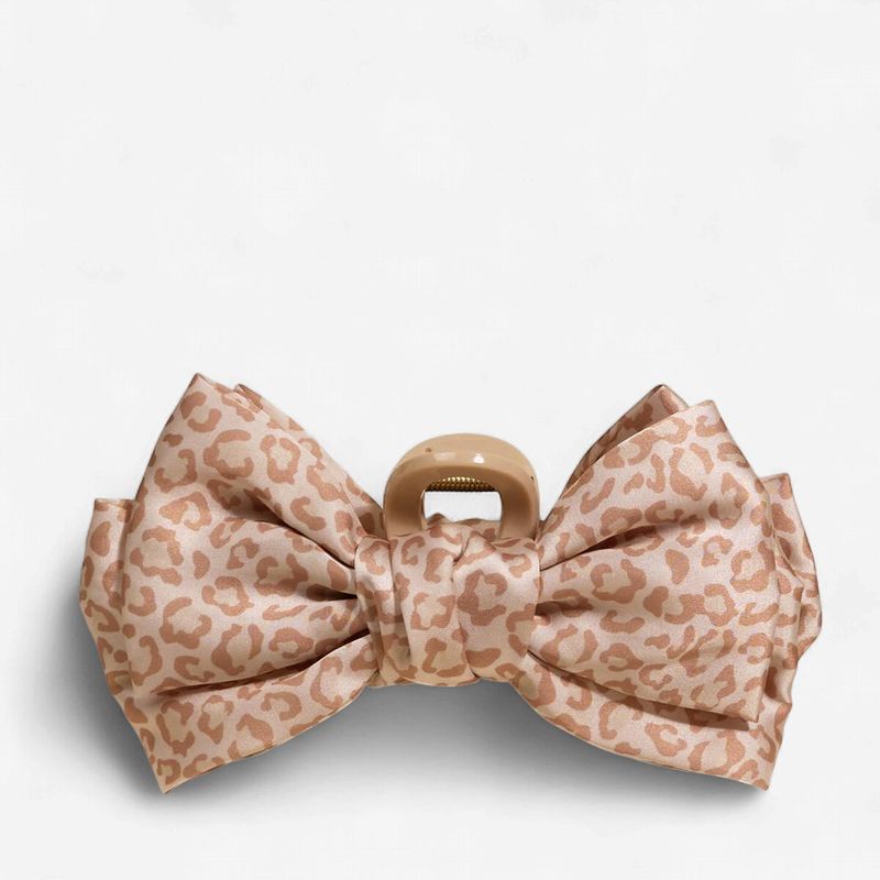 Spotted in Style Bow Claw Clip