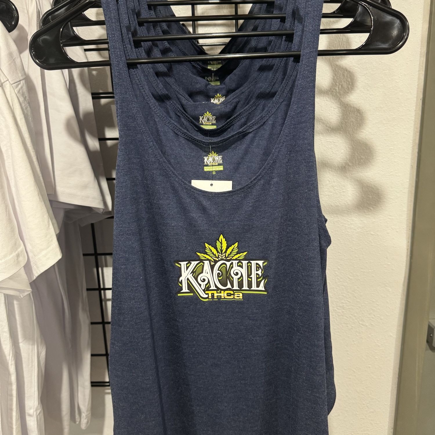 Kache | Women's Side Slit Tanktop