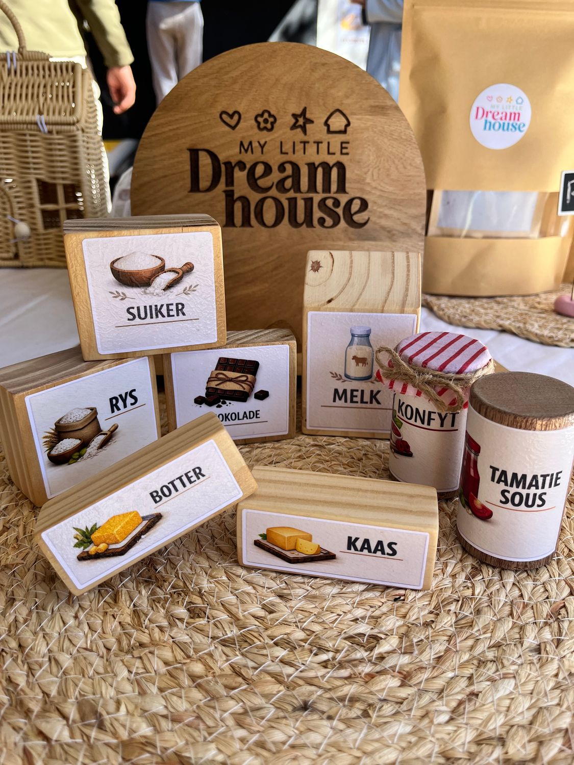 Wooden grocery toys (English or Afrikaans)