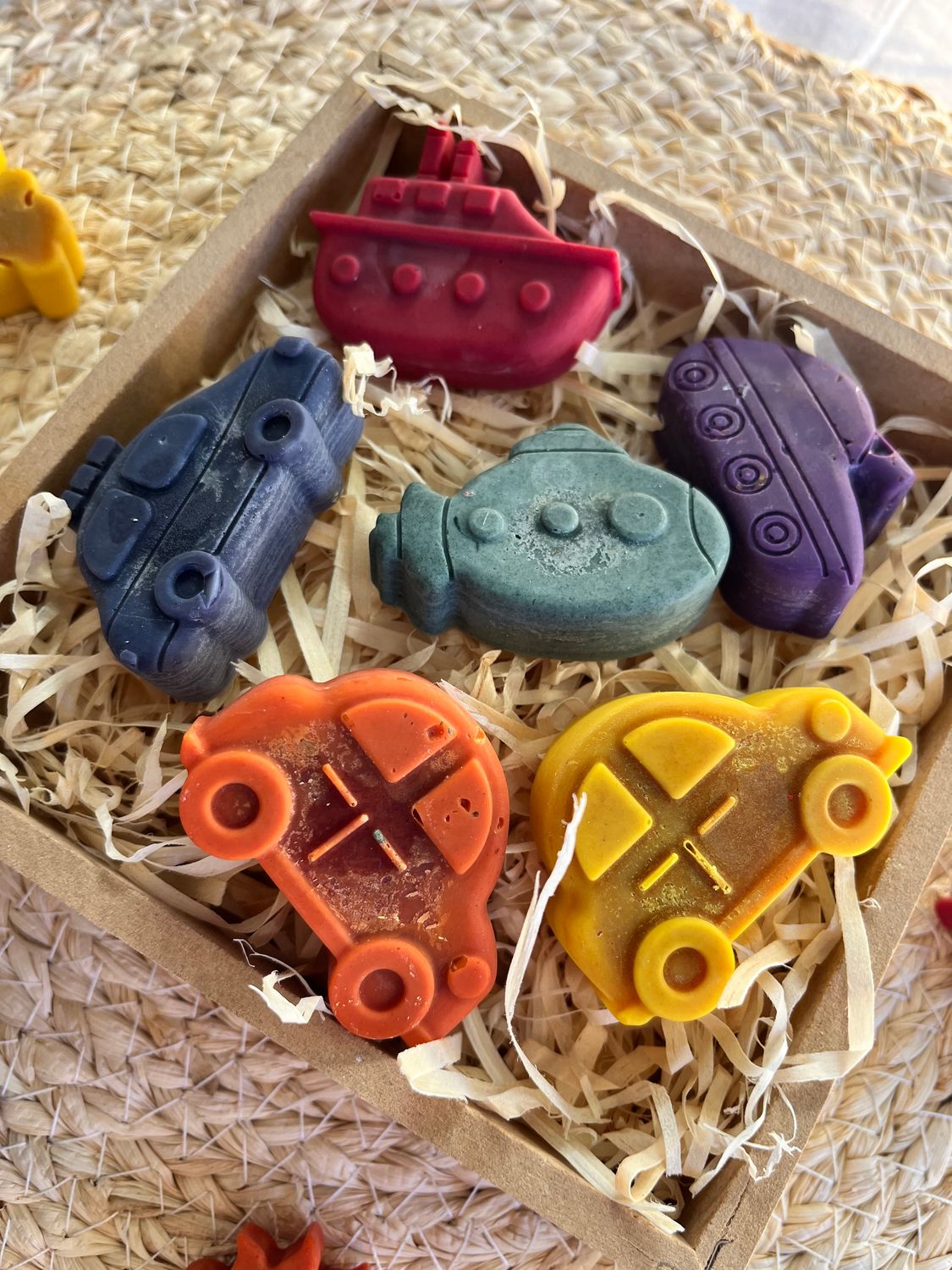 Transport/Rainbow Beeswax crayons