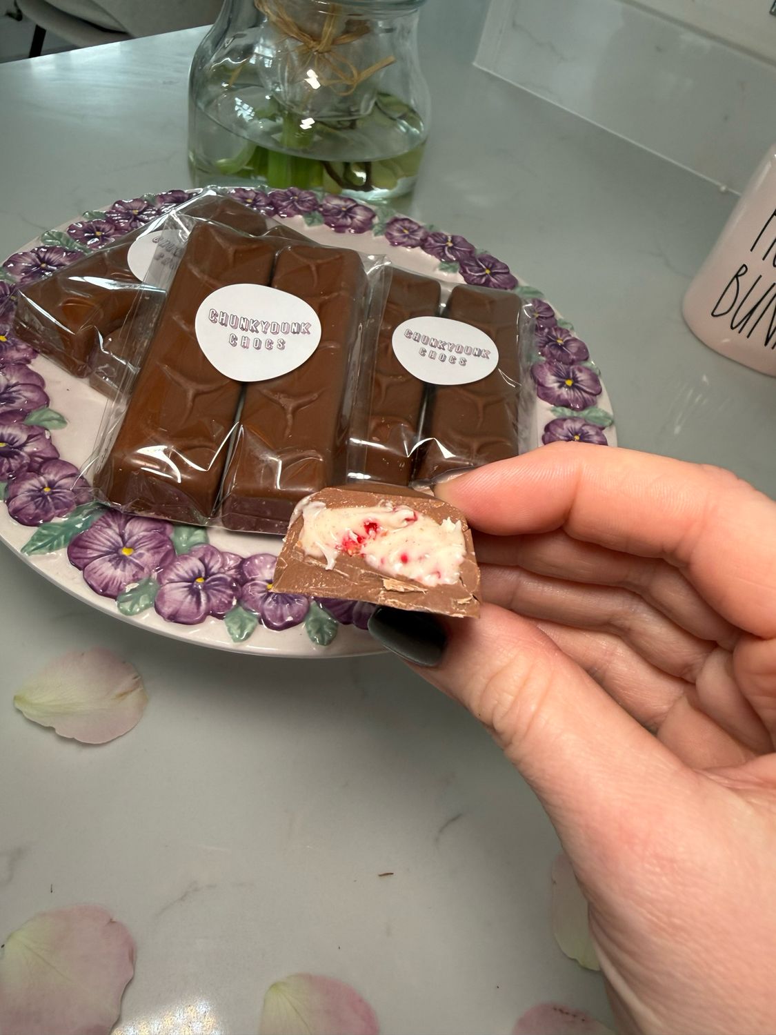 White Choc And Raspberry Snack Bars