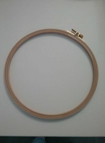 Borduurring hout - 22 cm