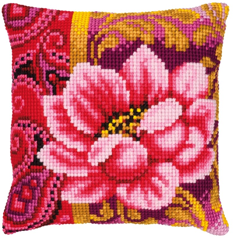 KRUISSTEEKKUSSEN ROZE PRACHT (op bestelling)