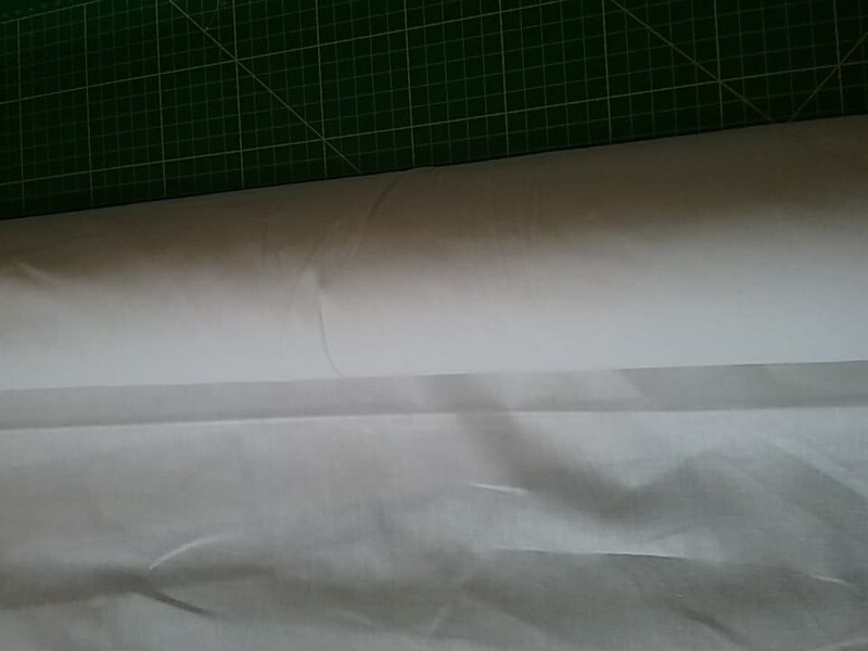 MUSLIN WITTE KATOENSTOF 2.40M BREED - PER 25 CM