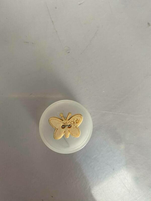 HOUTEN FANTASIE KNOOP VLINDER