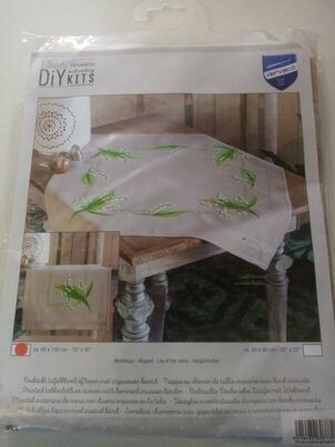 pn-0178518 voorgedrukte loper kruissteek Vervaco