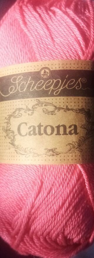 256 catona scheepjes= 50 gram bol