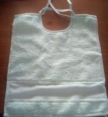 mint groen slab met lintjes en aidaboord