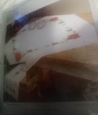 kerstrozen voorgedrukte kruissteek tafeldoek 80x80cm
vervaco  pn-0013213