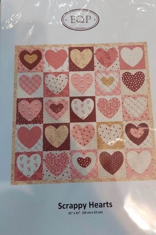 SCRAPPY HEARTS patroon van EQP 52x52cm
