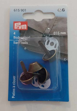 bodemnagels voor aan tas 15mm 4 stuks