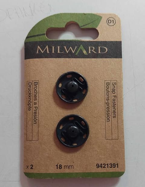 18MM ZWARTE DRUKKNOP NAAIBAAR milward
