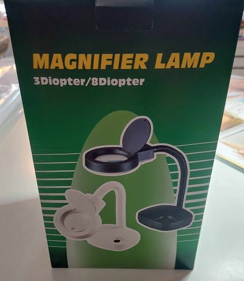 loupelamp daglicht met ledverlichting wit
