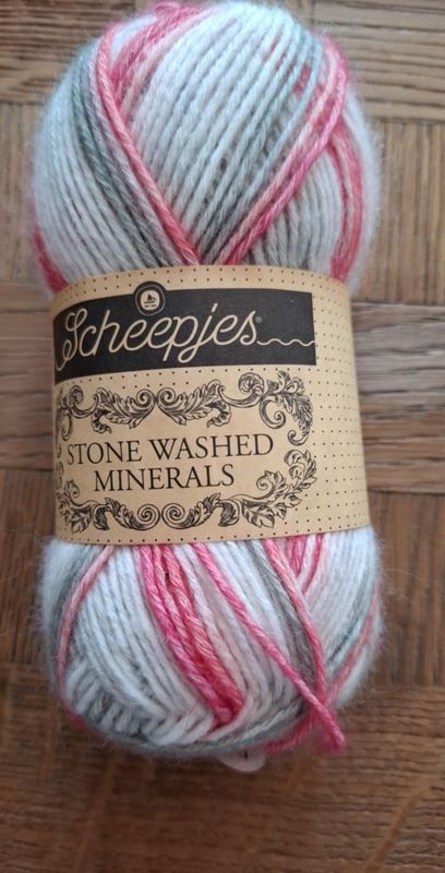 917 stone washed minerals scheepjes
