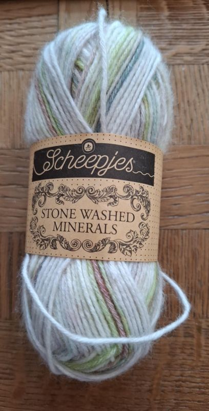 915 stone washed minerals scheepjes