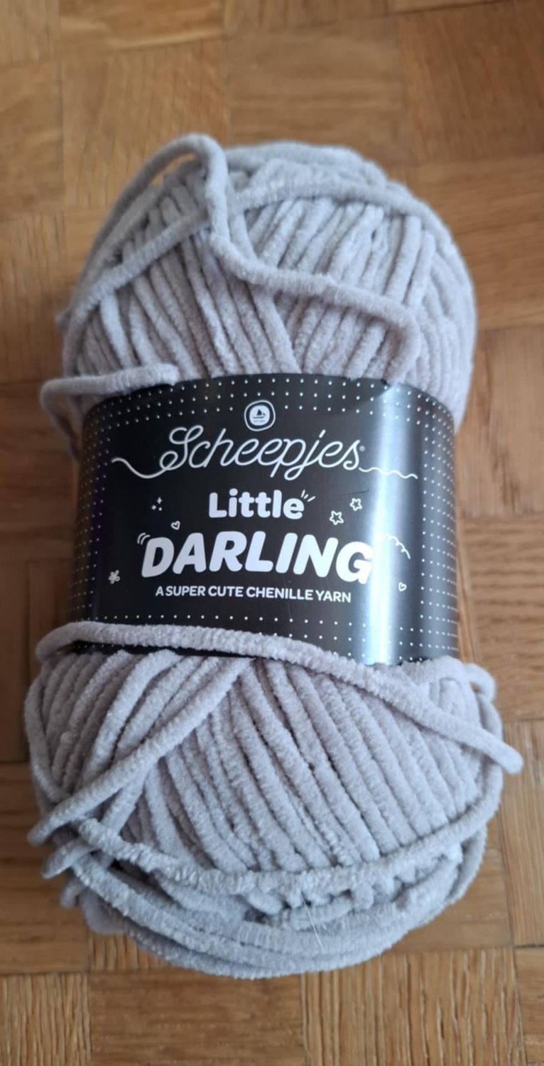409 little darling scheepjes lichtgrijs