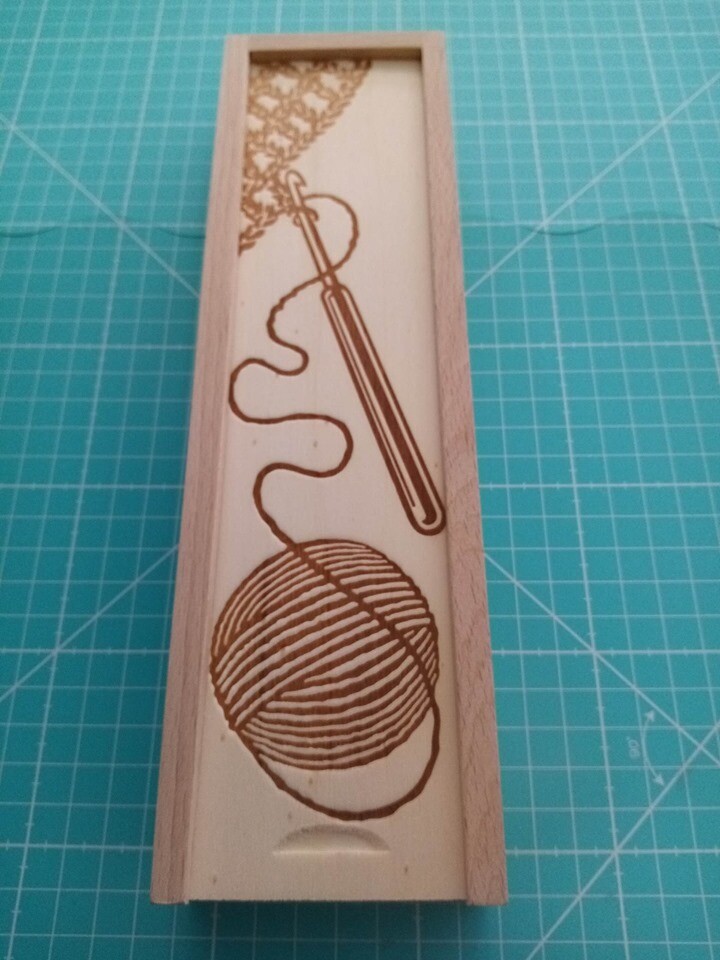 HOUTEN HAAKNAALDEN DOOS