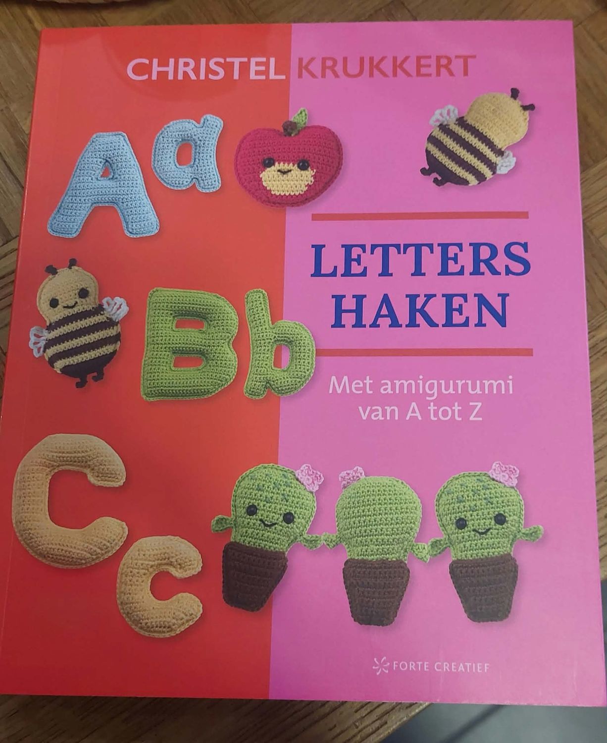 LETTERS HAKEN van christel krukkert