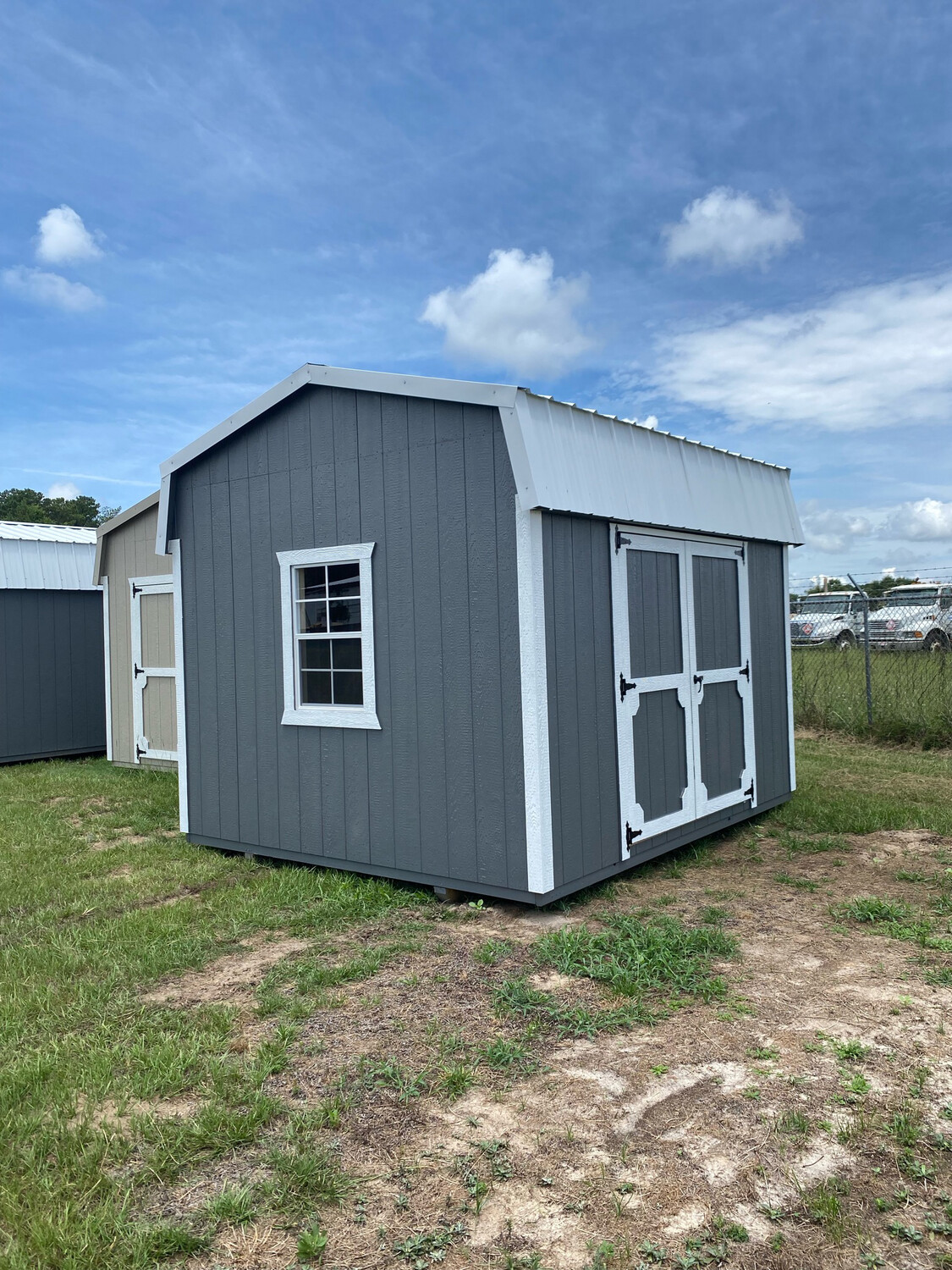 10' x 12' Lofted Barn.