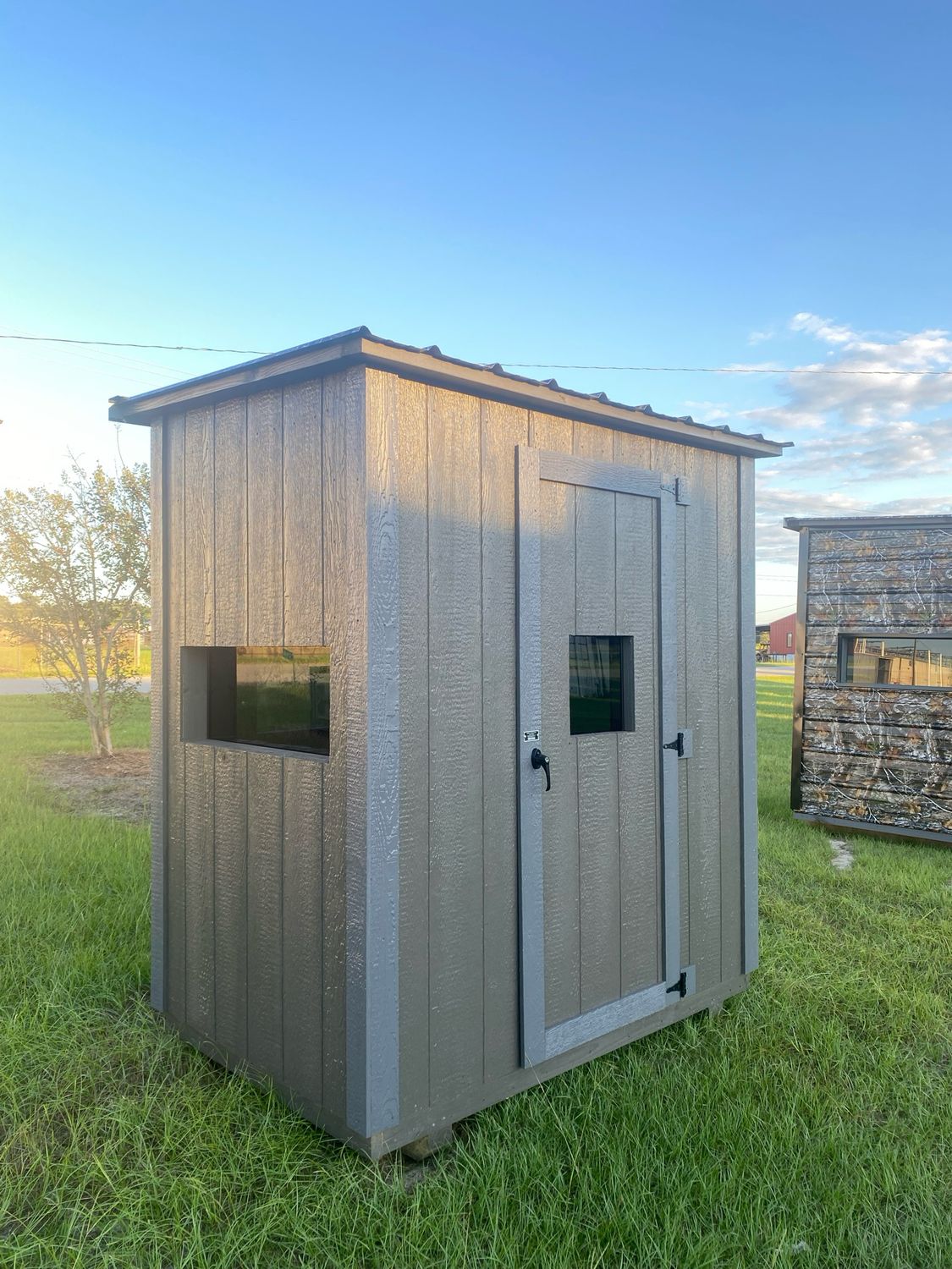 ​4x6 Basic Deluxe Hunting Stand